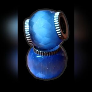 Brighton faceted natural blue quartz bead - listing is for 1 bead